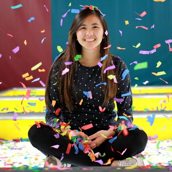 Meet your Posher, Eva - Picture 1 of 1